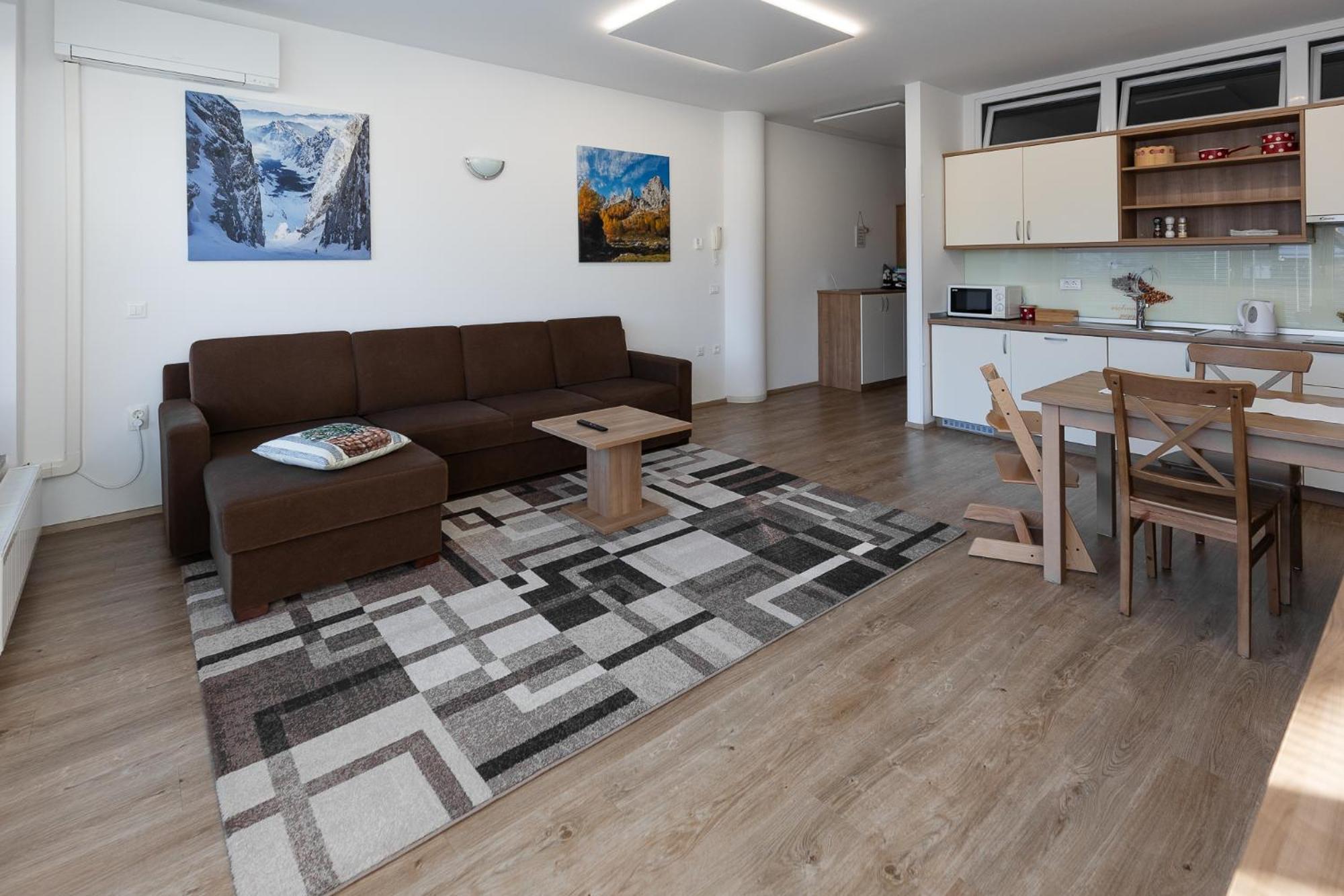 Apartma Planika كْرانْيِسكا غورا المظهر الخارجي الصورة